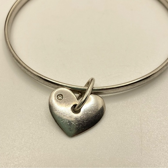 HOT Diamonds Silver Sterling And Diamonds Heart Charm Bangle Bracelet With Box - Picture 10 of 12